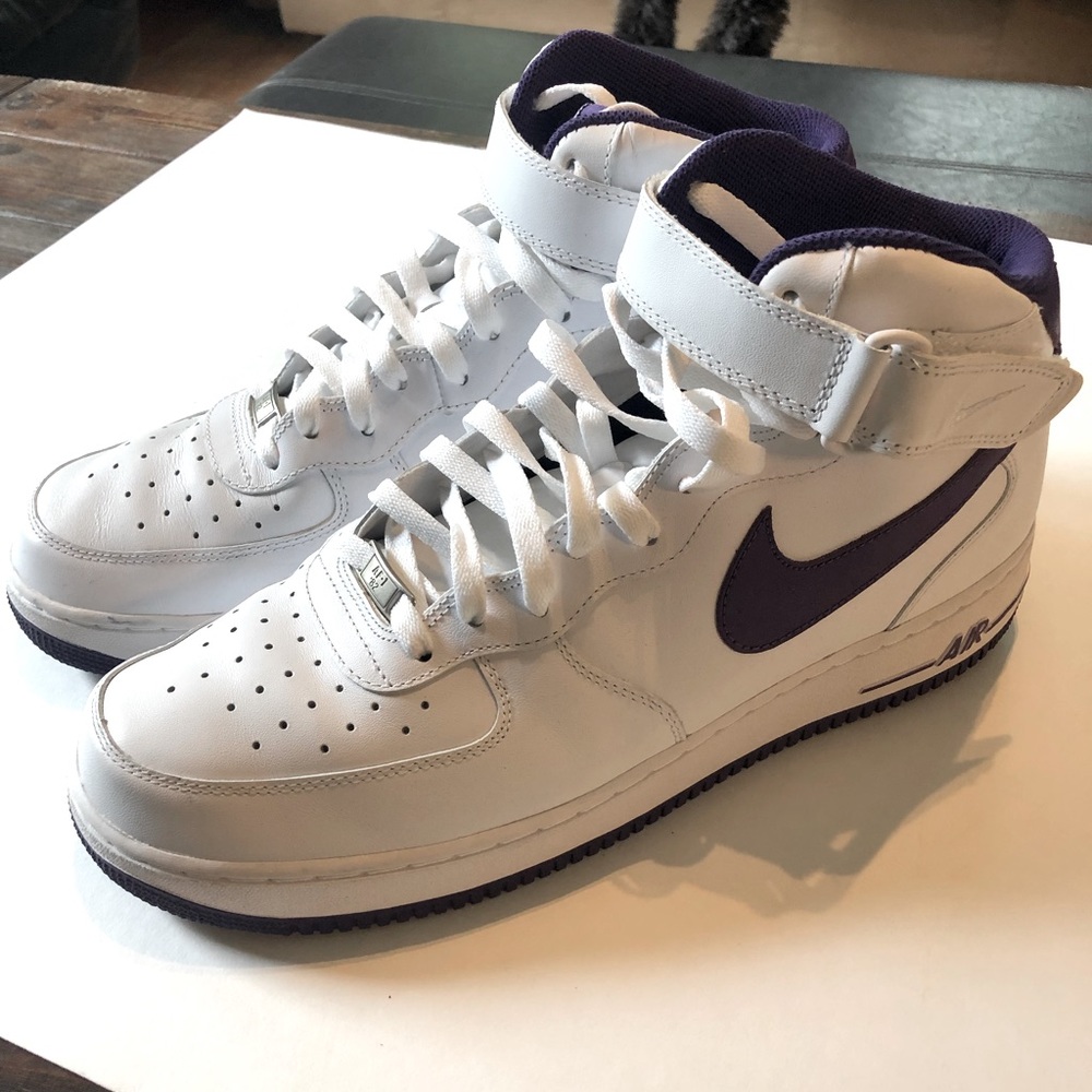 SOLD!! Nike Air Force 1 High Top Sneakers
